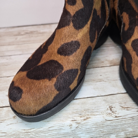 LOUISE ET CIE Chelsea Ankle Boot Sz7.5 Boot Leather Leopard Print Calf Hair - Picture 2 of 11